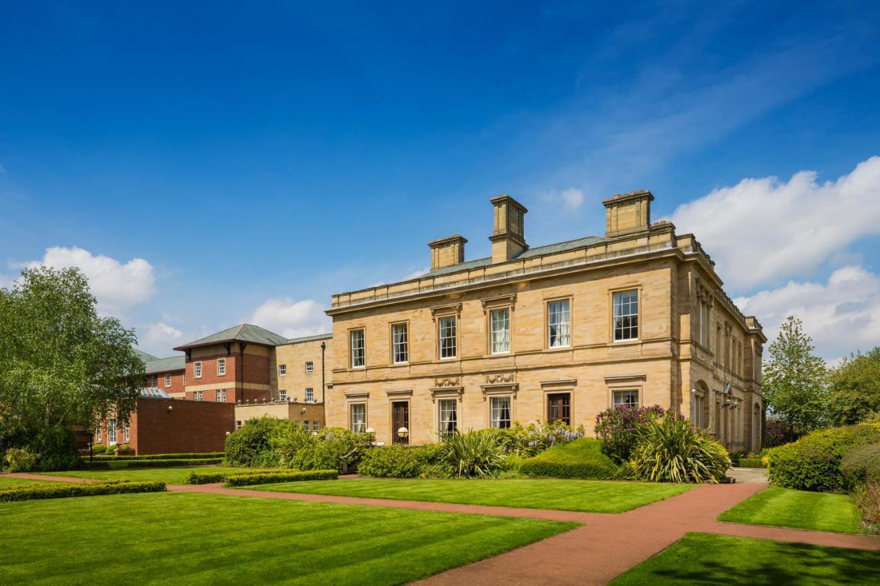 Oulton Hall Hotel, Spa & Golf Resort Лийдс Екстериор снимка