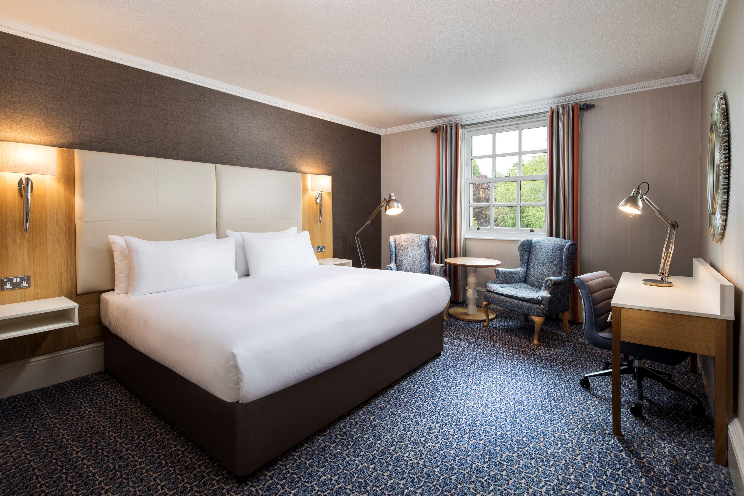 Oulton Hall Hotel, Spa & Golf Resort Лийдс Екстериор снимка