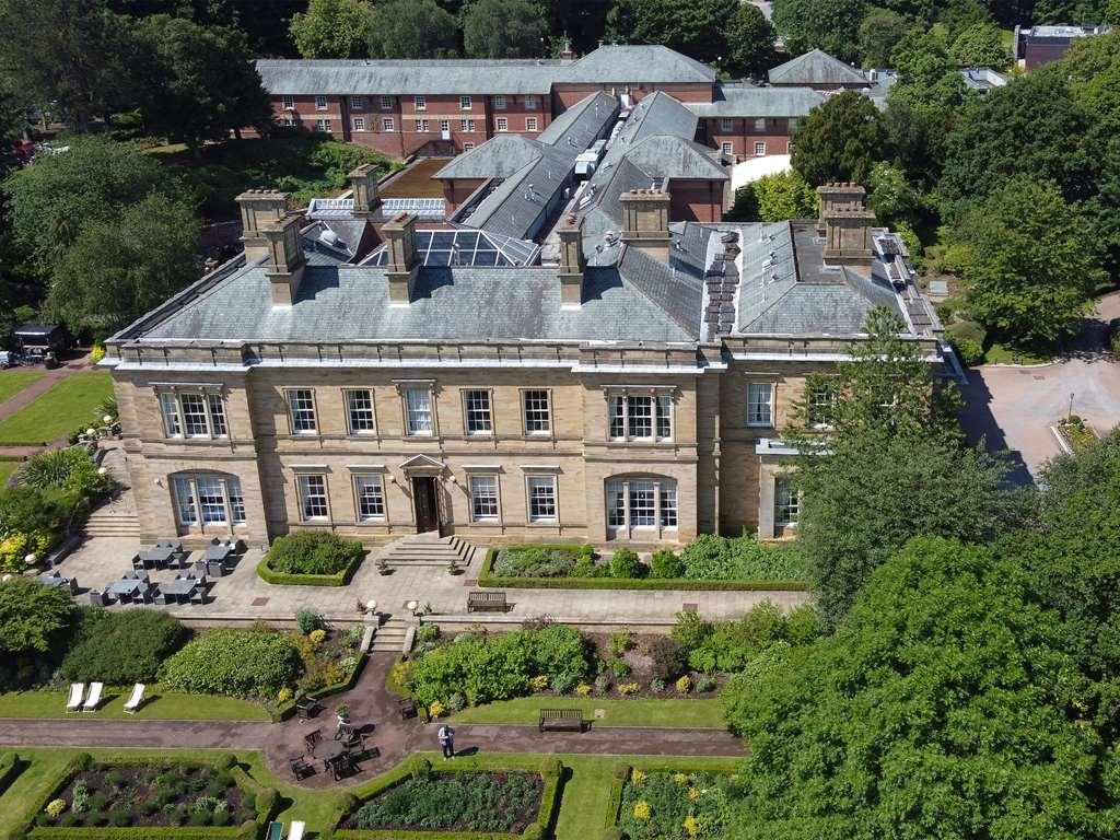 Oulton Hall Hotel, Spa & Golf Resort Лийдс Екстериор снимка